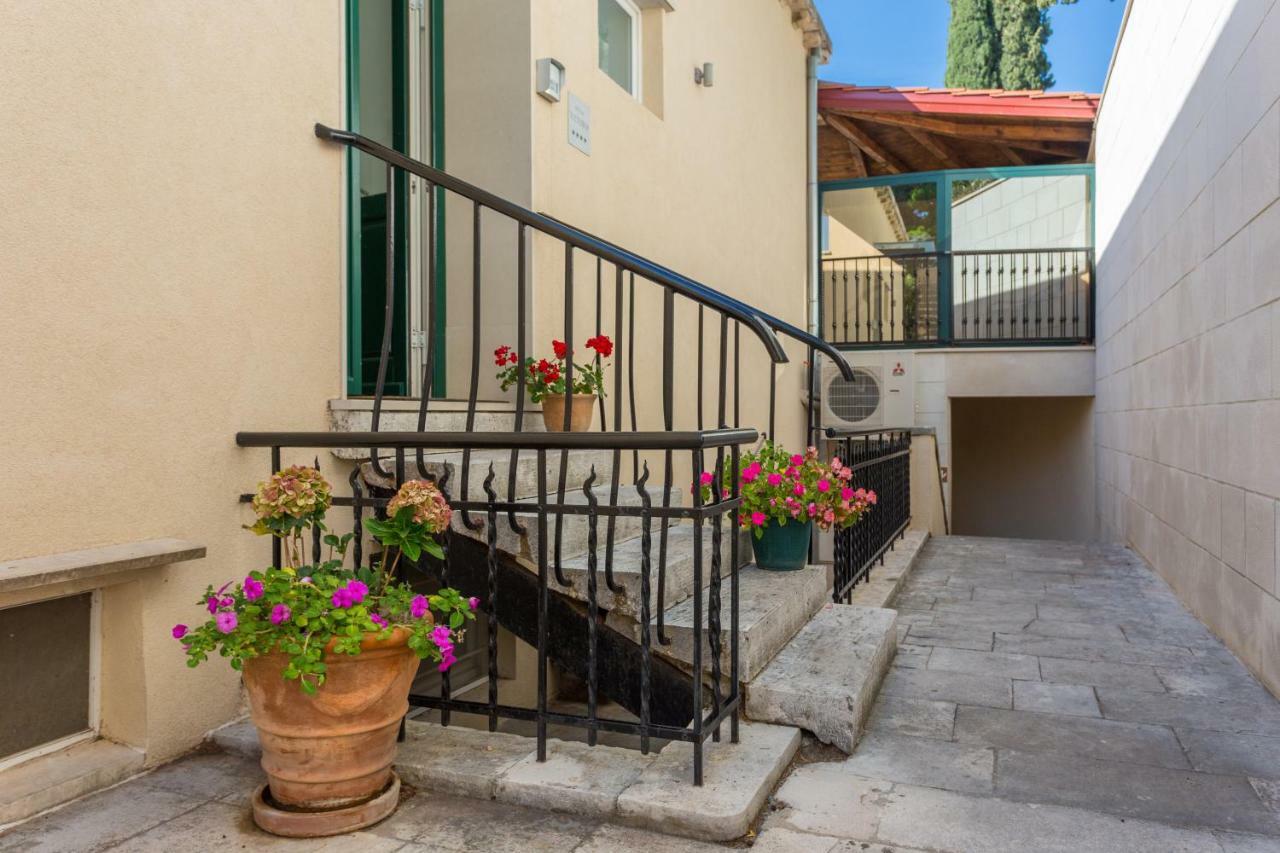 Apartments Villa Victoria 2 Dubrovnik Bagian luar foto